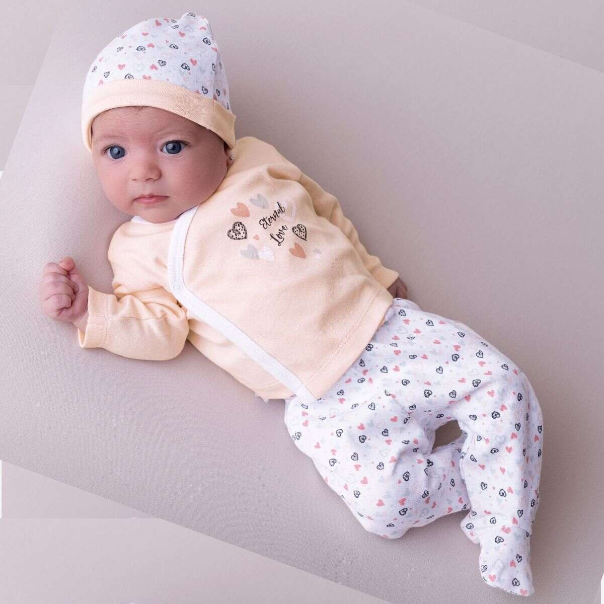 BABY BLOUSE WITH HEART PRINTED PANTS AND BONNET YATSI - 2